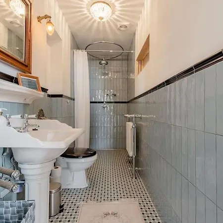 Dalenstein Bed & Breakfast